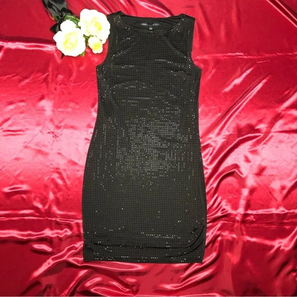 ⭐️NEW⭐️White House Black Market (WHBM) Matte Jersey Black Studded Dress - Picture 5 of 8